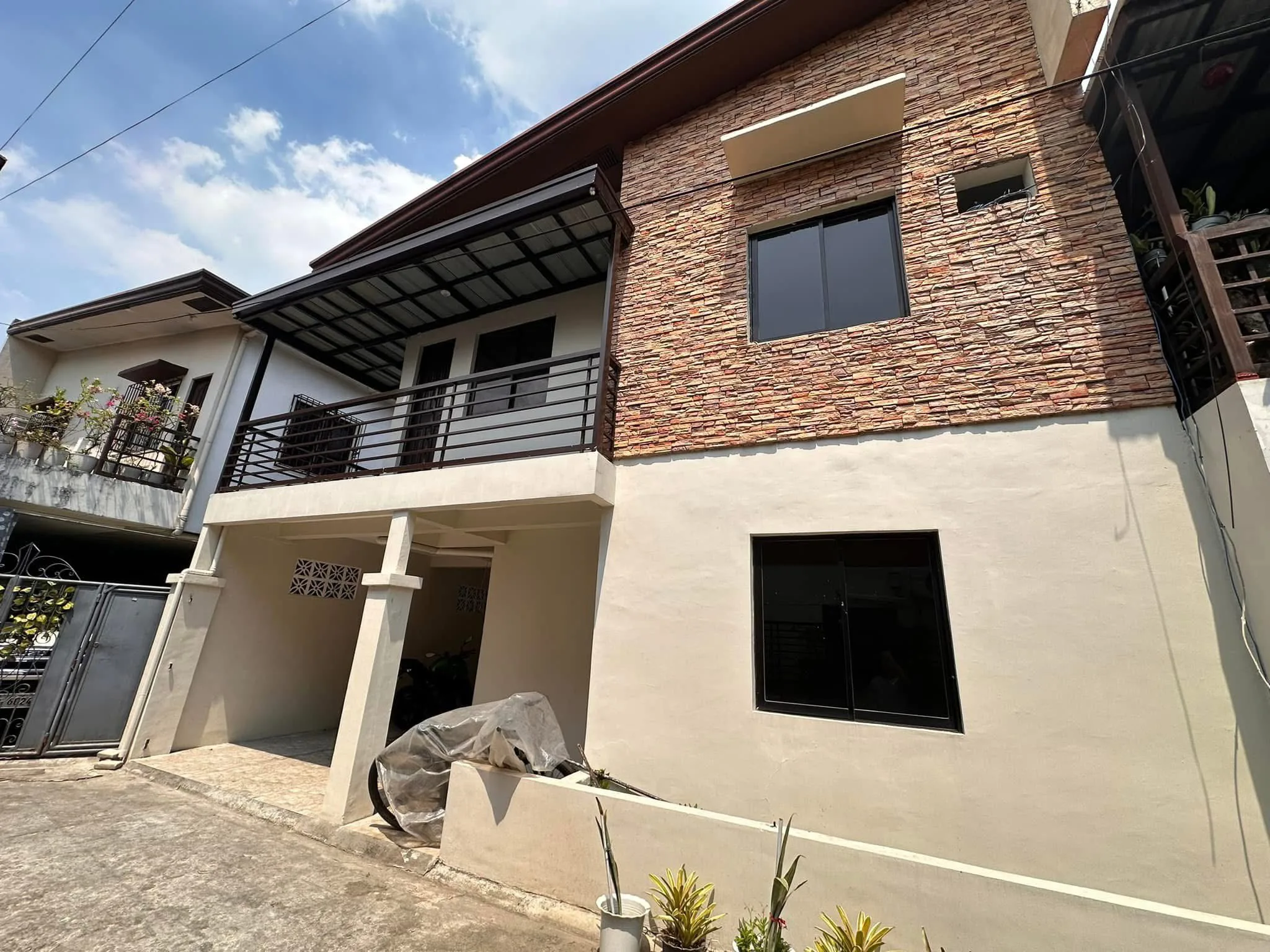 2-storey-house-for-rent-in-walnut-street-west-fairview-quezon-city-for-rent