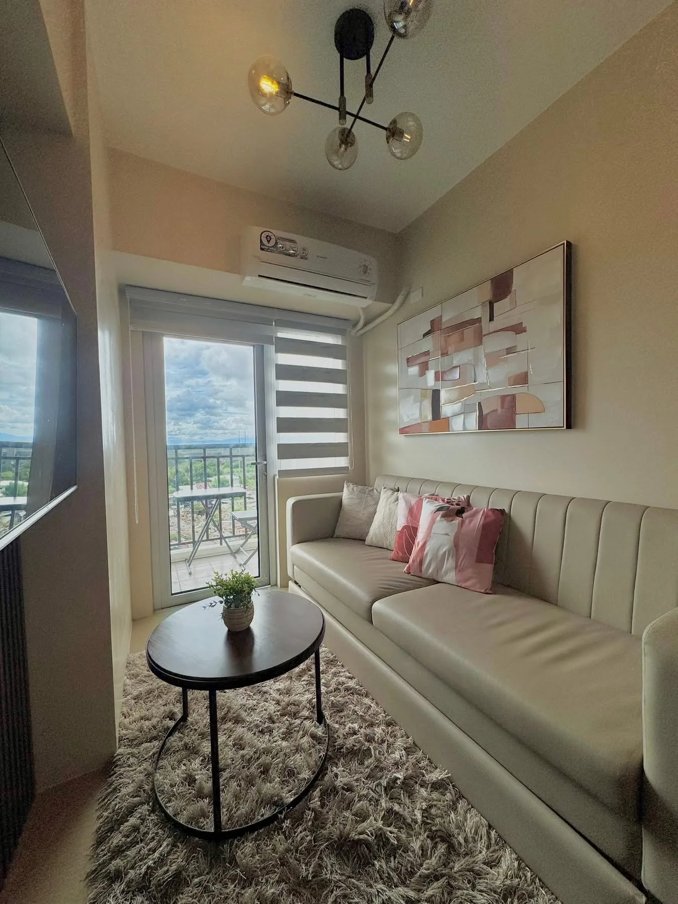 fully-furnished-1-bedroom-unit-with-balcony-for-rent
