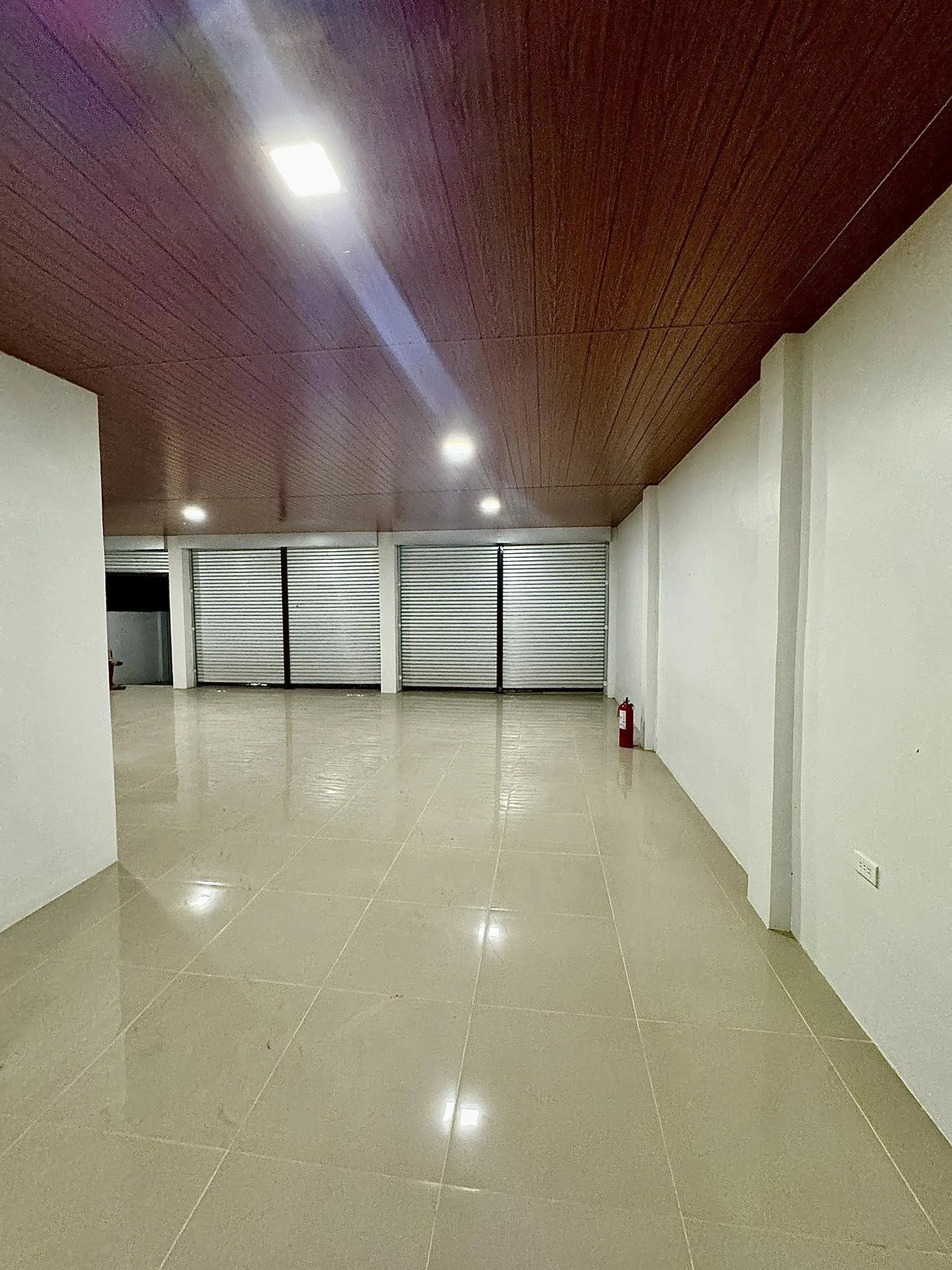 dan-hilado-commercial-building-for-rent