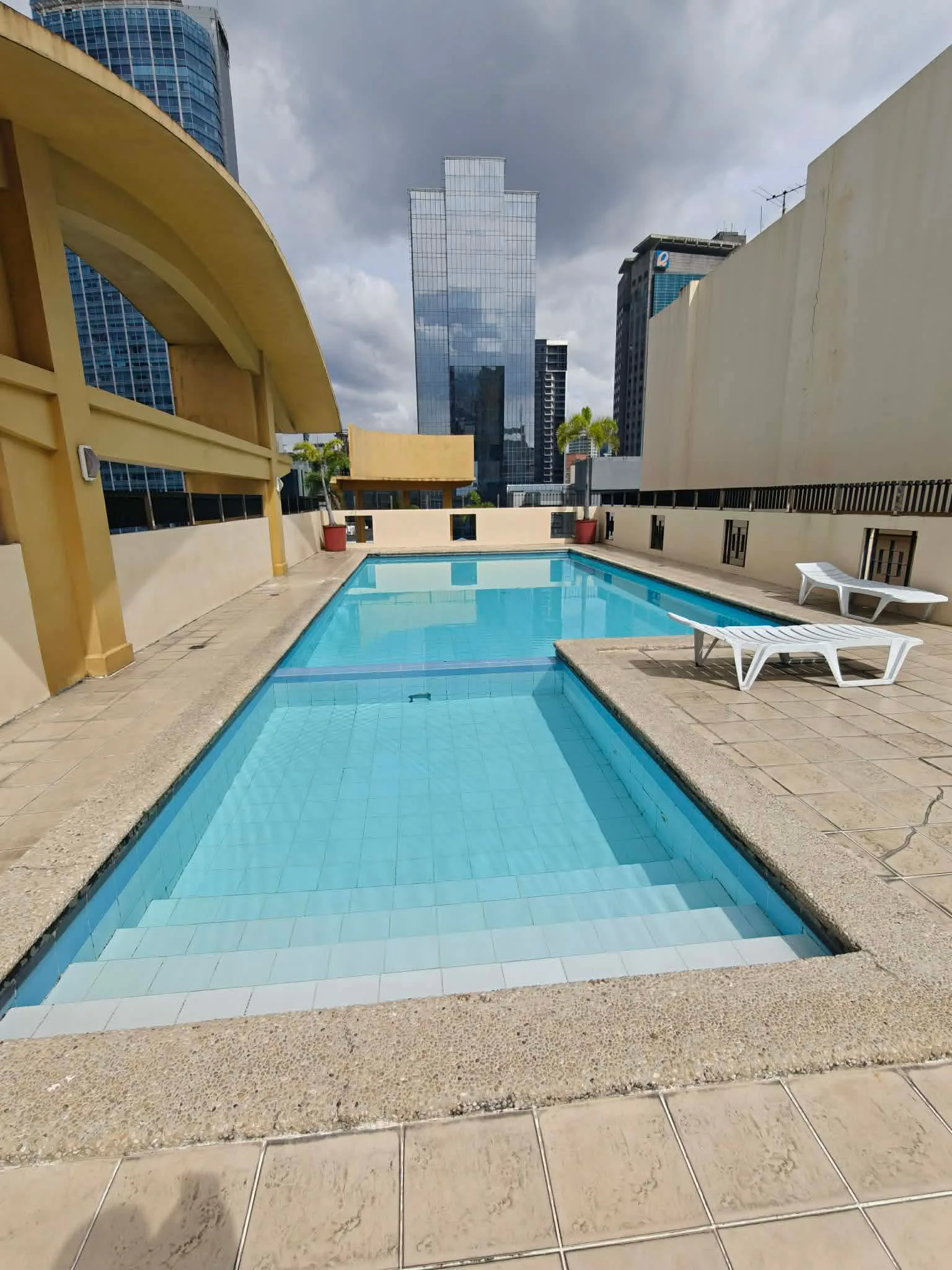 for-rent-1-br-condo-rada-regency-makati-city-for-rent